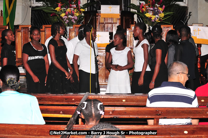 Lucea United Church - Unitied Church in Jamaica and Cayman Islands - Worship Service & Celebration of the Sacrament of Holy Communion - Special Guests: Hanover Homecoming Foundation & His excellency The Most Honourable Professor Sir Kenneth Hall Governor General of Jamaica - Sunday, August 3, 2008 - Hanover Homecoming Foundation LTD Jamaica - Wherever you roam ... Hanover bids you ... come HOME - Sunday, August 3 to Saturday, August 9, 2008 - Hanover Jamaica - Photographs by Net2Market.com - Barry J. Hough Sr. Photojournalist/Photograper - Photographs taken with a Nikon D300 - Negril Travel Guide, Negril Jamaica WI - http://www.negriltravelguide.com - info@negriltravelguide.com...!