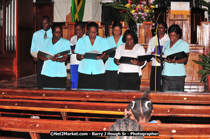 Lucea United Church - Unitied Church in Jamaica and Cayman Islands - Worship Service & Celebration of the Sacrament of Holy Communion - Special Guests: Hanover Homecoming Foundation & His excellency The Most Honourable Professor Sir Kenneth Hall Governor General of Jamaica - Sunday, August 3, 2008 - Hanover Homecoming Foundation LTD Jamaica - Wherever you roam ... Hanover bids you ... come HOME - Sunday, August 3 to Saturday, August 9, 2008 - Hanover Jamaica - Photographs by Net2Market.com - Barry J. Hough Sr. Photojournalist/Photograper - Photographs taken with a Nikon D300 - Negril Travel Guide, Negril Jamaica WI - http://www.negriltravelguide.com - info@negriltravelguide.com...!