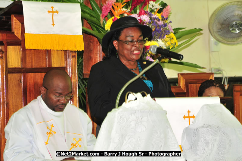 Lucea United Church - Unitied Church in Jamaica and Cayman Islands - Worship Service & Celebration of the Sacrament of Holy Communion - Special Guests: Hanover Homecoming Foundation & His excellency The Most Honourable Professor Sir Kenneth Hall Governor General of Jamaica - Sunday, August 3, 2008 - Hanover Homecoming Foundation LTD Jamaica - Wherever you roam ... Hanover bids you ... come HOME - Sunday, August 3 to Saturday, August 9, 2008 - Hanover Jamaica - Photographs by Net2Market.com - Barry J. Hough Sr. Photojournalist/Photograper - Photographs taken with a Nikon D300 - Negril Travel Guide, Negril Jamaica WI - http://www.negriltravelguide.com - info@negriltravelguide.com...!