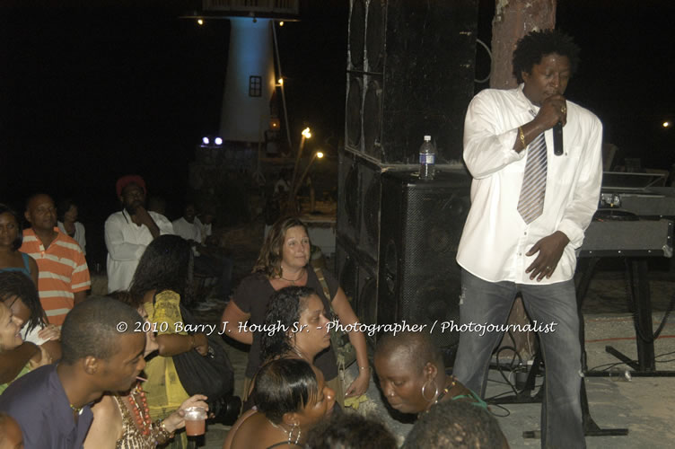 Chaka Demus & Pliers - Live In Concert @ Negril Escape Resort and Spa, December 8, 2009, One Love Drive, West End, Negril, Westmoreland, Jamaica W.I. - Photographs by Net2Market.com - Barry J. Hough Sr, Photographer/Photojournalist - Negril Travel Guide, Negril Jamaica WI - http://www.negriltravelguide.com - info@negriltravelguide.com...!