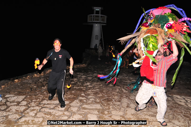 Chinese New Year @ The Sunset Show at Negril Escape - Tuesday, January 27, 2009 - Live Reggae Music at Negril Escape - Tuesday Nights 6:00PM to 10:00 PM - Photographs by Net2Market.com - Barry J. Hough Sr, Photographer/Photojournalist - Negril Travel Guide, Negril Jamaica WI - http://www.negriltravelguide.com - info@negriltravelguide.com...!