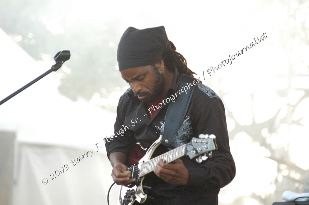 Inner Circle  @ Reggae Sumfest 2009 - International Night 2 - Reggae Sumfest 2009,Catherine Hall, Montego Bay, St. James, Jamaica W.I. - Saturday, July 25, 2009 - Reggae Sumfest 2009, July 19 - 25, 2009 - Photographs by Net2Market.com - Barry J. Hough Sr. Photojournalist/Photograper - Photographs taken with a Nikon D70, D100, or D300 - Negril Travel Guide, Negril Jamaica WI - http://www.negriltravelguide.com - info@negriltravelguide.com...!