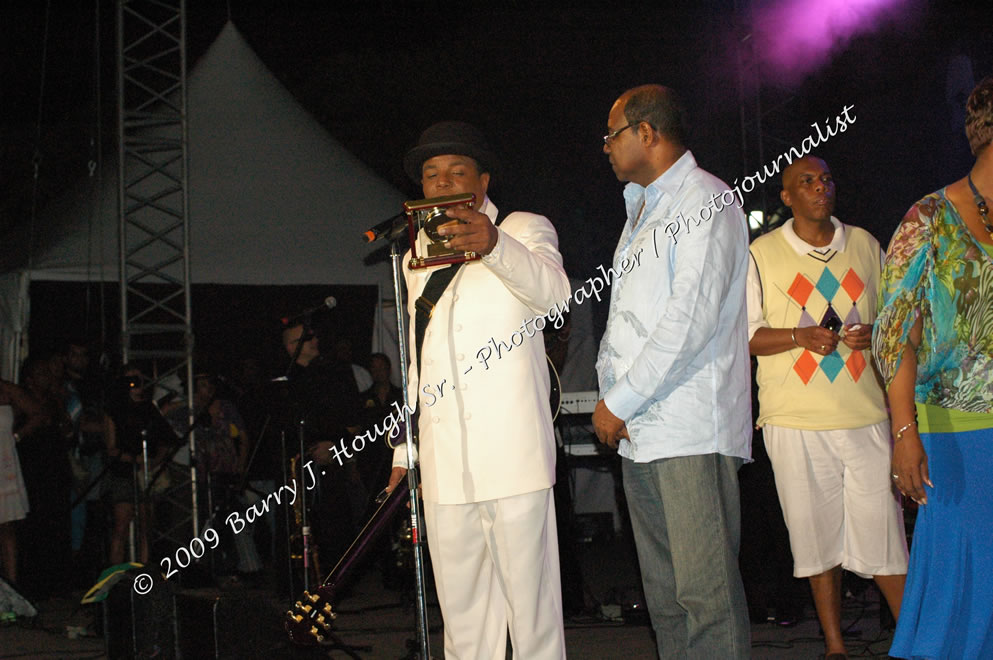  Michael Jackson - A Lifetime Achievement Award was presented to Michael Jackson and received by Tito Jackson @ Reggae Sumfest 2009 - International Night 2 - Reggae Sumfest 2009,Catherine Hall, Montego Bay, St. James, Jamaica W.I. - Saturday, July 25, 2009 - Reggae Sumfest 2009, July 19 - 25, 2009 - Photographs by Net2Market.com - Barry J. Hough Sr. Photojournalist/Photograper - Photographs taken with a Nikon D70, D100, or D300 - Negril Travel Guide, Negril Jamaica WI - http://www.negriltravelguide.com - info@negriltravelguide.com...!