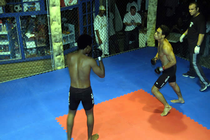 FASTER MORE FURIOUS - Free Style Fight Night @ Risky Business Photographs - Negril Travel Guide, Negril Jamaica WI - http://www.negriltravelguide.com - info@negriltravelguide.com...!