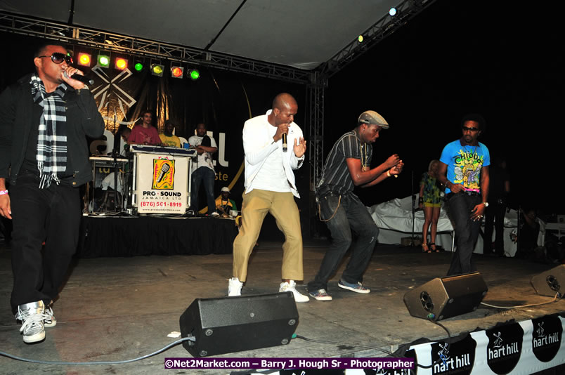 Usain Bolt of Jamaica - The Fastest Man In The World  - Usain Bolt Homecoming Celebrations Concert at the William Knibb High School Play Field, Trelawny - Ice, Ding Dong, Ravers Clavers, D'Angel, Voicemail, RDX and Dancers, Wayne Marshall, Tammi Chynn, Bugle, Nero, Tanya Stephens, Richie Spice, Kip Rich,and Shaggy - Photographs by Net2Market.com - Barry J. Hough Sr. Photojournalist/Photograper - Photographs taken with a Nikon D300 - Negril Travel Guide, Negril Jamaica WI - http://www.negriltravelguide.com - info@negriltravelguide.com...!