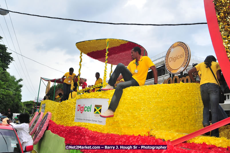 The City of Montego Bay Welcomes Our 2008 Olympians - Western Motorcade - Civic Ceremony - A Salute To Our Beijing Heros - Sam Sharpe Square, Montego Bay, Jamaica - Tuesday, October 7, 2008 - Photographs by Net2Market.com - Barry J. Hough Sr. Photojournalist/Photograper - Photographs taken with a Nikon D300 - Negril Travel Guide, Negril Jamaica WI - http://www.negriltravelguide.com - info@negriltravelguide.com...!