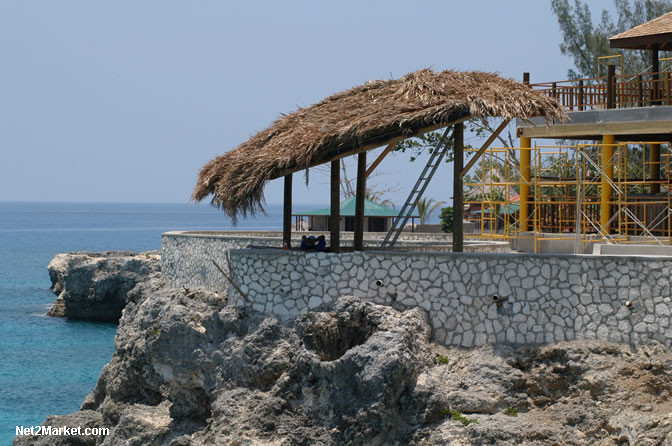 World Famous Rick's Cafe - Negril's West End Cliffs - Rebuilding After Ivan - Negril Travel Guide, Negril Jamaica WI - http://www.negriltravelguide.com - info@negriltravelguide.com...!